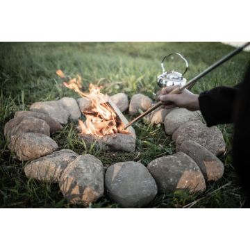 Tube de soufflage pour faire du feu